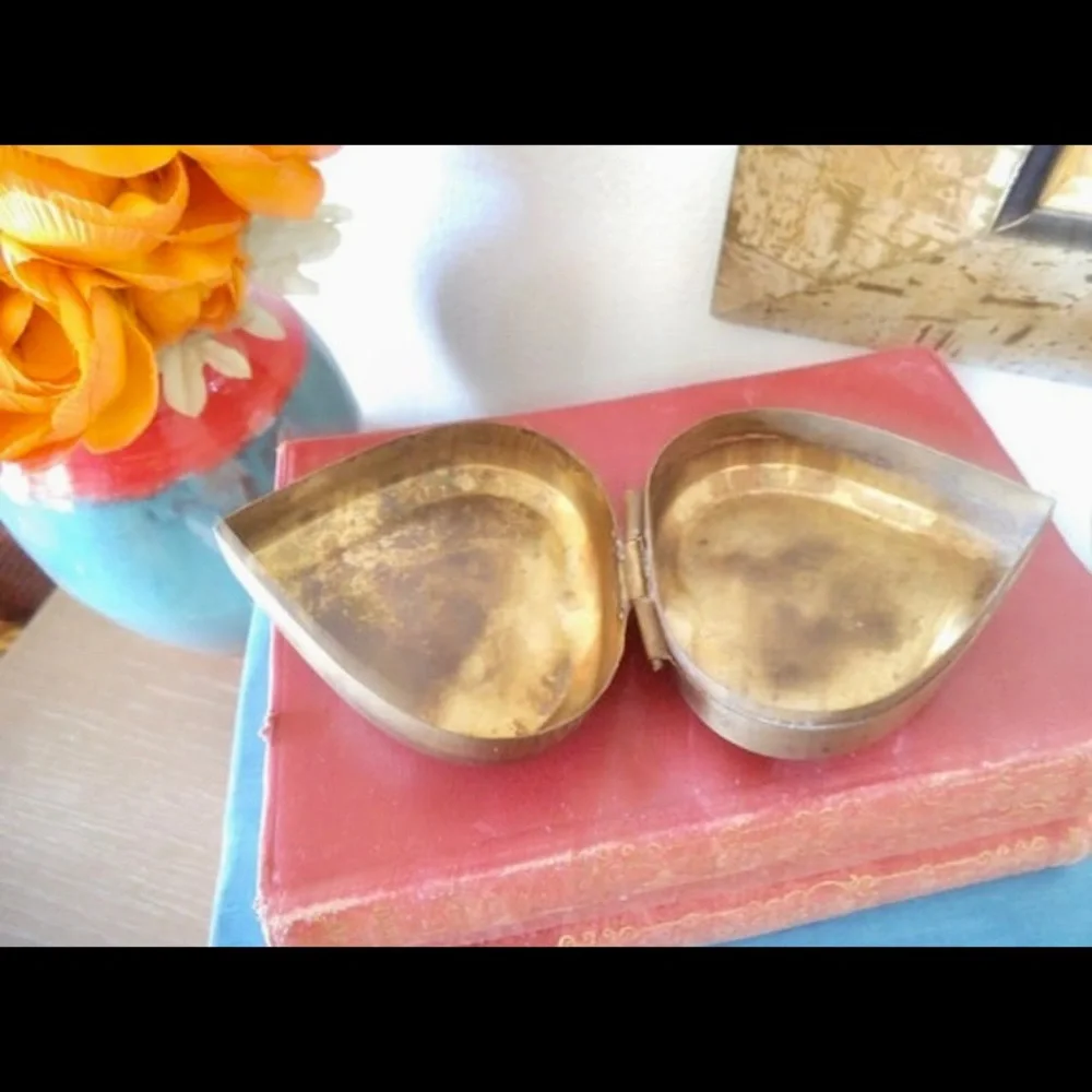 Vintage Angel Heart box Cupid Trinket Romantic Cottagecore Brass Ring Gift